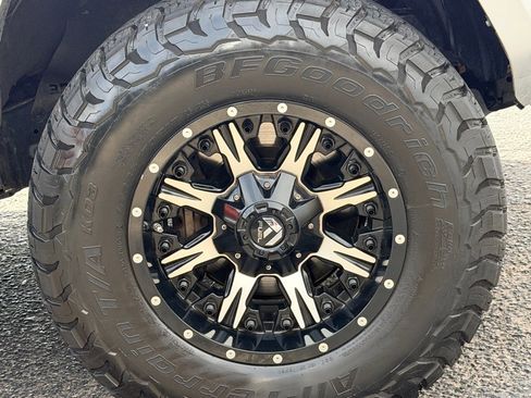 Used 2018 Toyota 4Runner SR5 Premium AWD/4WD image 47