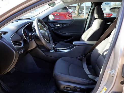 Used 2023 Chevrolet Malibu LT image 22