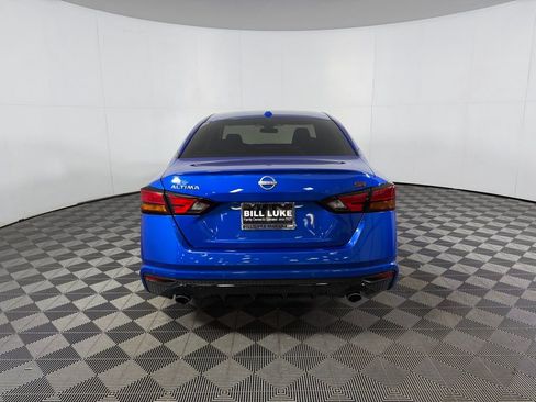 Used 2025 Nissan Altima 2.5 SR image 8