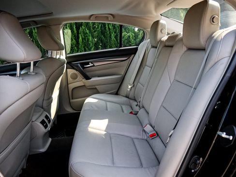 Used 2013 Acura TL w/ Technology Package FWD image 8