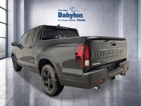 New 2026 Honda Ridgeline Black Edition image 3