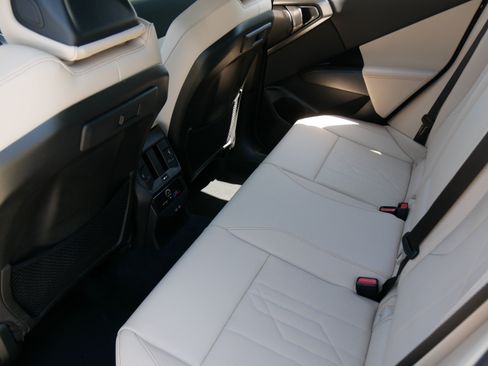 Used 2026 BMW X3 xDrive30i AWD/4WD image 13