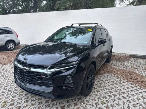 Used 2021 Chevrolet Blazer RS w/ Enhanced Convenience Package FWD image 3