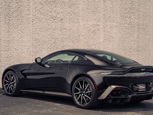 Used 2020 Aston Martin V8 Vantage Coupe RWD image 10