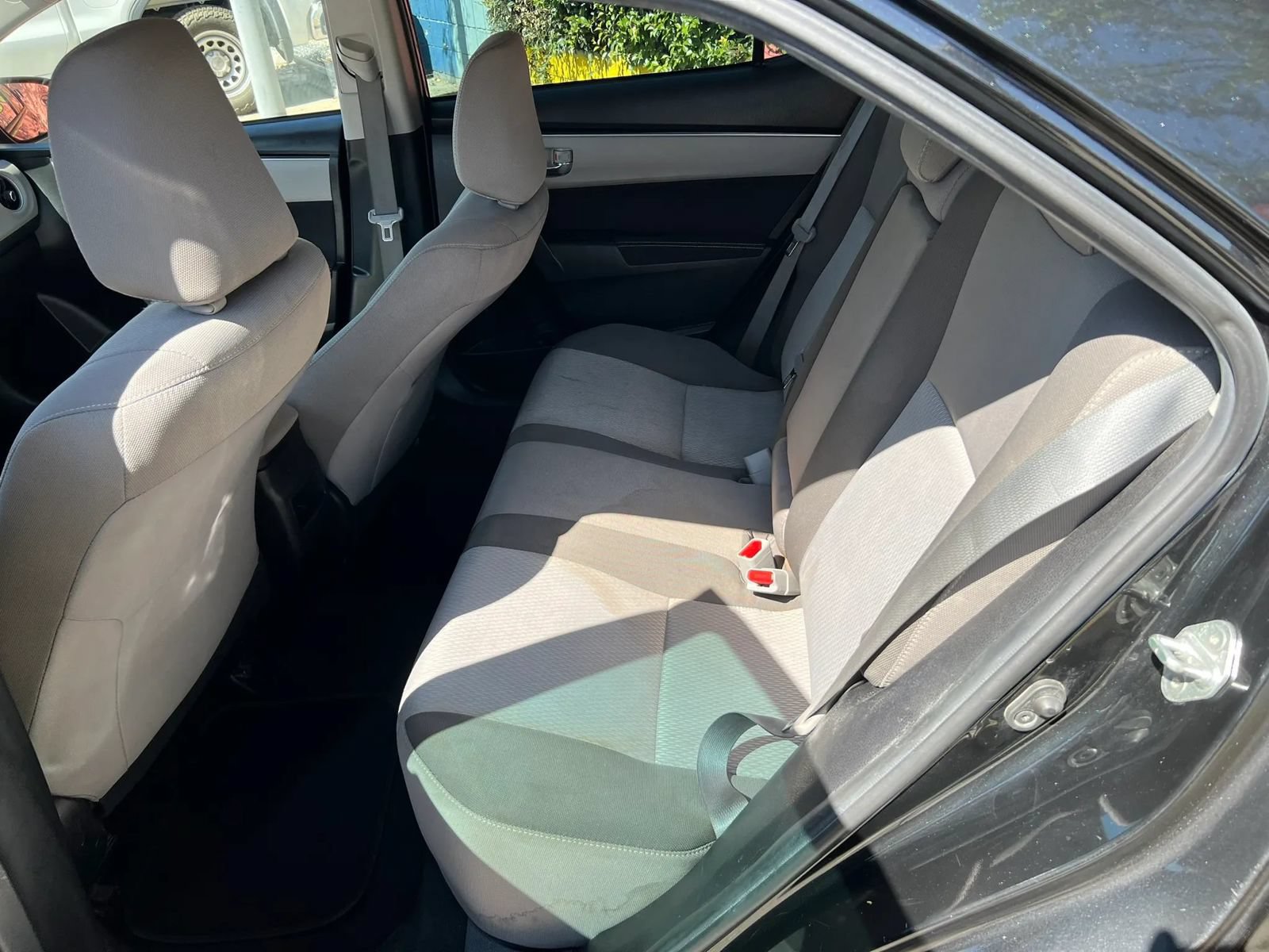 Used 2019 Toyota Corolla LE w/ Protection Package FWD image 7