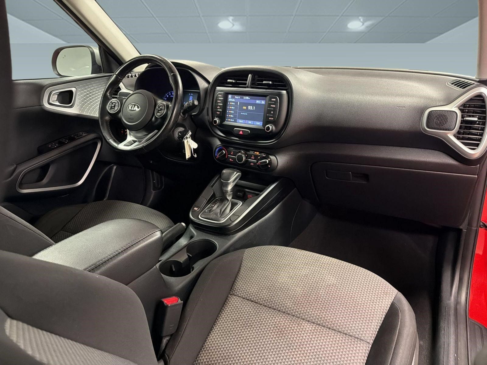 Used 2020 Kia Soul X-Line FWD image 30