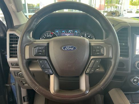 Used 2019 Ford Expedition Max XLT w/ Equipment Group 202A RWD image 8