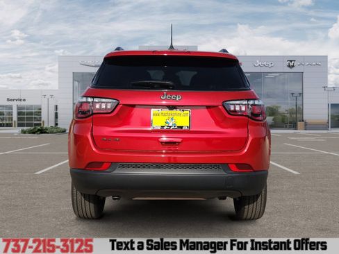 New 2026 Jeep Compass Latitude image 4