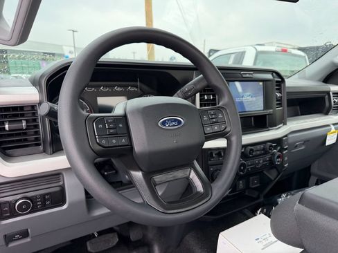 New 2026 Ford F550 4x4 Regular Cab Super Duty image 3