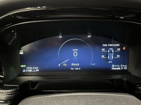 Used 2024 Lincoln Corsair Grand Touring w/ Rear Removable Package Tray image 19