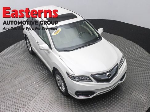 Used 2017 Acura RDX AWD image 3