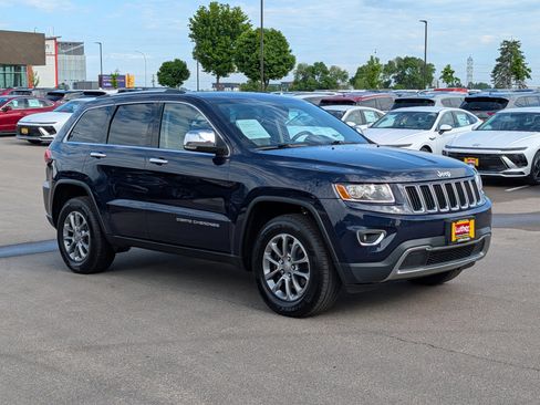 Used 2016 Jeep Grand Cherokee Limited AWD/4WD image 34