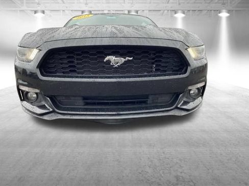 Used 2015 Ford Mustang Coupe RWD image 13
