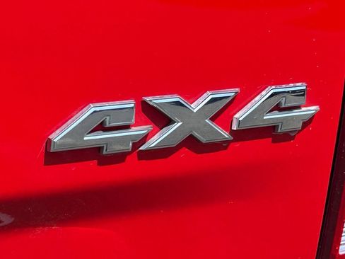 Used 2018 RAM 2500 Tradesman w/ Chrome Appearance Group AWD/4WD image 7