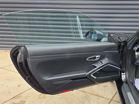 Used 2012 Porsche 911 Carrera S image 7