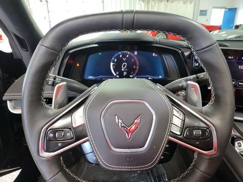 Used 2022 Chevrolet Corvette Stingray Premium Conv w/ Z51 Performance Package image 27