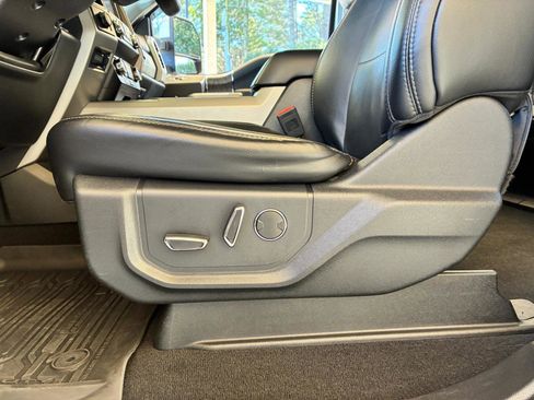 Used 2019 Ford F350 Lariat w/ Lariat Ultimate Package image 16