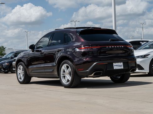 Used 2024 Porsche Macan AWD/4WD image 7
