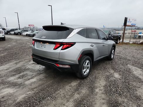 Used 2022 Hyundai Tucson SE image 5