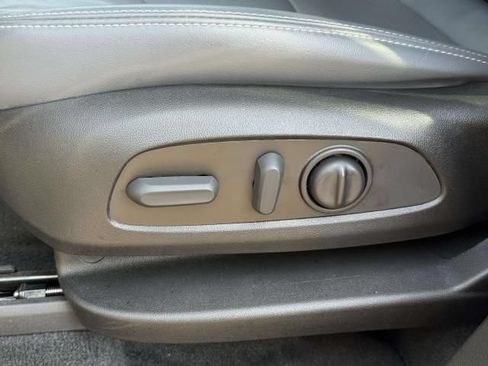 Used 2023 Buick Enclave Essence w/ Experience Buick Package AWD/4WD image 12