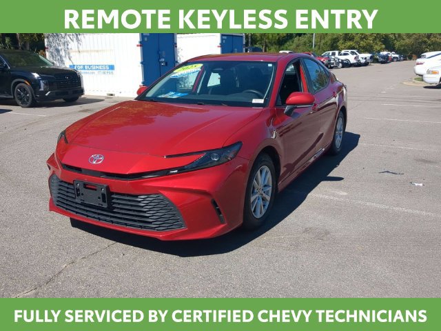 Used 2025 Toyota Camry LE FWD image 10