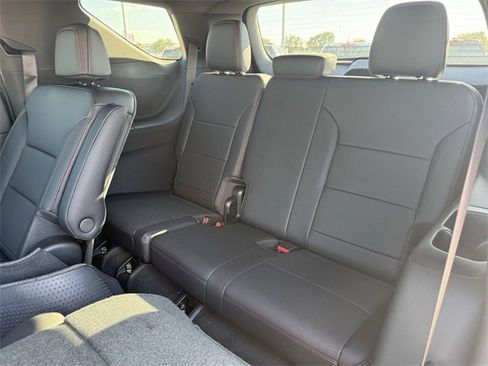 New 2026 Chevrolet Traverse Z71 w/ Driver Confidence Package image 27