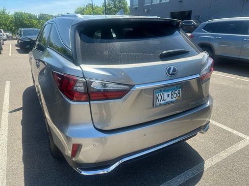 Used 2019 Lexus RX 450hL Luxury w/ Accessory Package AWD/4WD image 9