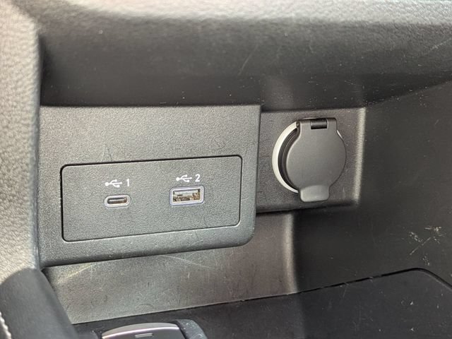 Used 2024 Nissan Kicks SR FWD image 23