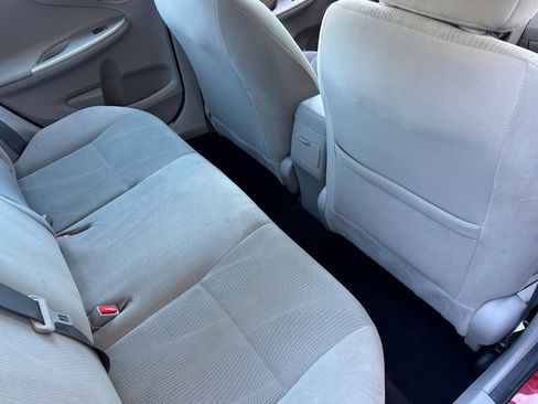 Used 2013 Toyota Corolla LE w/ Premium Pkg FWD image 28
