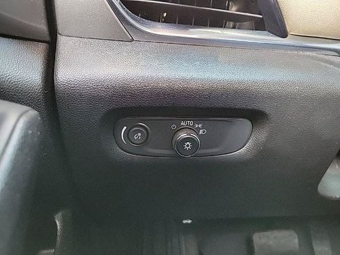Used 2023 Chevrolet Traverse LT w/ LPO, Floor Liner Package AWD/4WD image 26