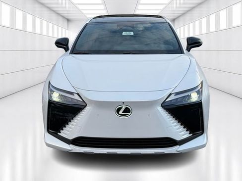 New 2026 Lexus RZ 450e AWD image 2
