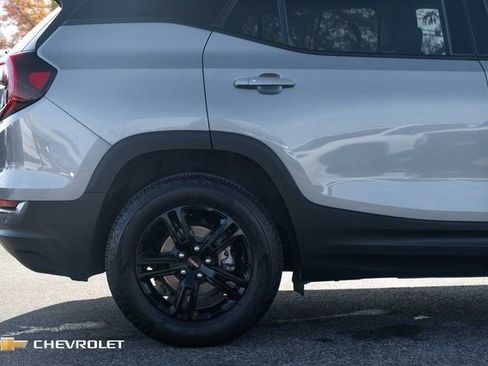 Used 2023 GMC Terrain AT4 w/ Tech Package image 5