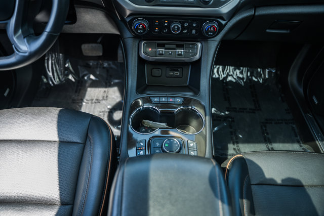 Used 2022 GMC Acadia AT4 AWD/4WD image 33