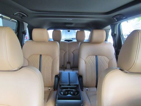 Used 2024 MAZDA CX-90 3.3 Turbo S w/ Premium Plus image 38