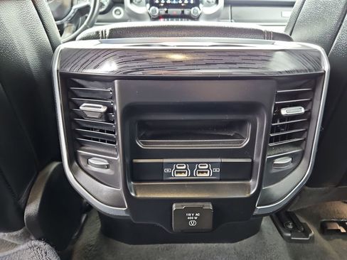 Used 2024 RAM 1500 Laramie image 30