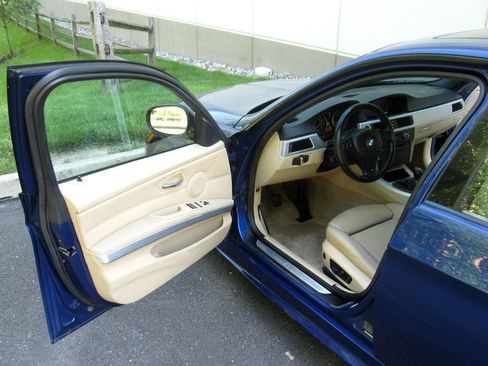 Used 2011 BMW 335i Sedan RWD image 17