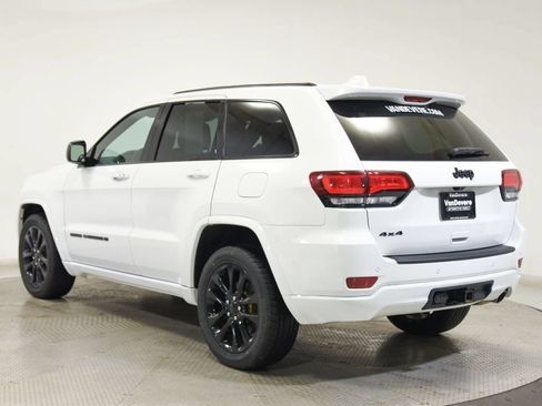 Used 2022 Jeep Grand Cherokee Laredo X AWD/4WD image 21