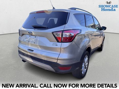 Used 2018 Ford Escape SEL image 5