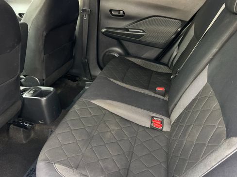 Used 2018 Nissan Kicks S image 4