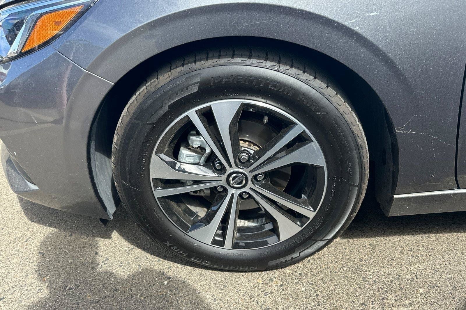 Used 2022 Nissan Sentra SV w/ All-Weather Package FWD image 4