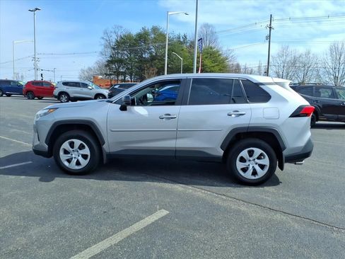 Used 2024 Toyota RAV4 LE image 21