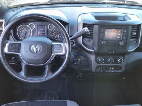 Used 2021 RAM 2500 Big Horn image 9