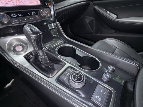 Used 2023 Nissan Maxima Platinum w/ Sport Mat Group FWD image 16
