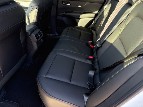 New 2026 Nissan Murano SL image 18