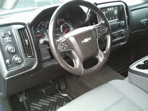 Used 2015 Chevrolet Silverado 2500 LT w/ LT Convenience Package AWD/4WD image 12