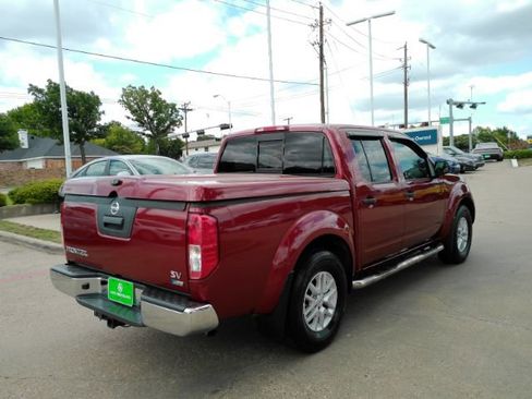 Used 2018 Nissan Frontier SV RWD image 6
