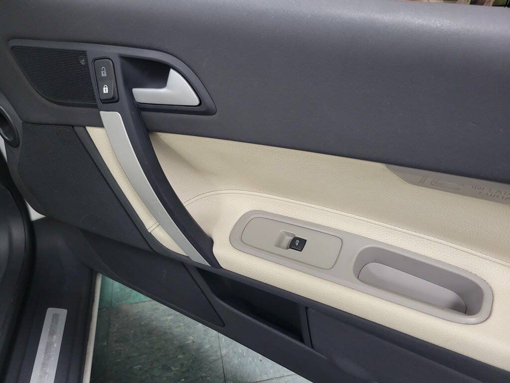 Used 2013 Volvo C70 T5 FWD image 39