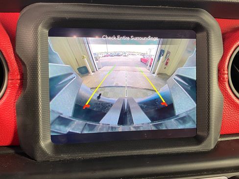 Used 2022 Jeep Wrangler Unlimited Sport w/ Sun And Sound Package image 24