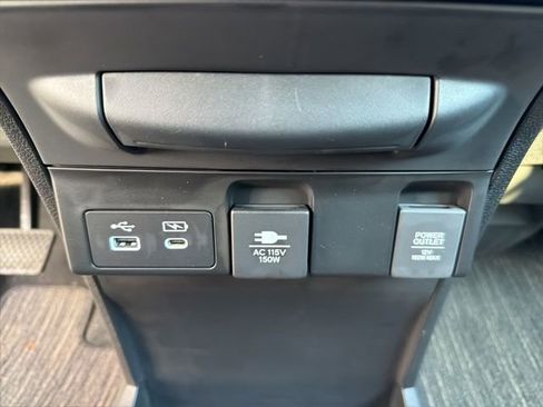 Used 2025 Honda Odyssey Touring image 28
