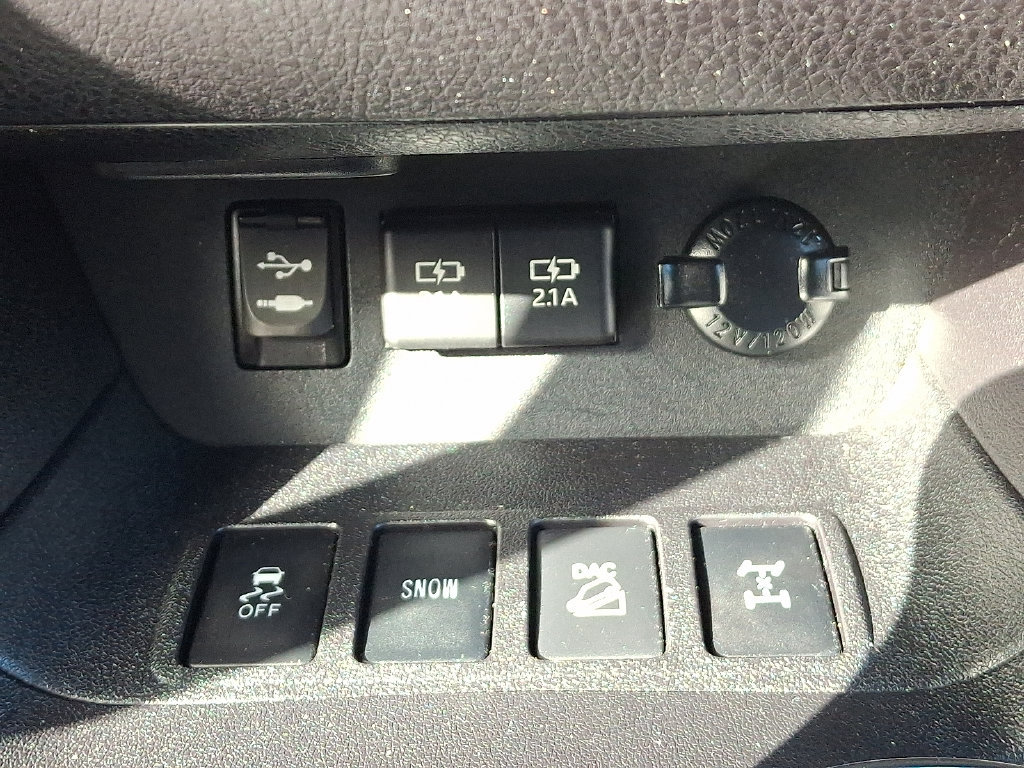Certified 2019 Toyota Highlander SE AWD/4WD image 27